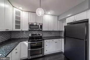 5919 Applegarth Pl, Capitol Heights, MD 20743 - Photo 11