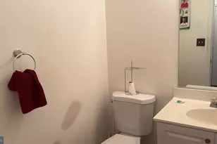 10102 Ellard Dr, Lanham, MD 20706 - Photo 23