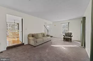 4043 Silver Park Terrace, Suitland, MD 20746 - Photo 7