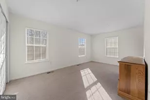 4043 Silver Park Terrace, Suitland, MD 20746 - Photo 25