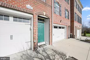 4951 Collingtons Bounty Dr, Bowie, MD 20720 - Photo 5