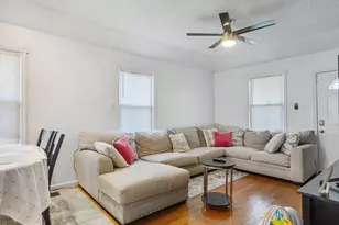 310 70th Pl, Capitol Heights, MD 20743 - Photo 9