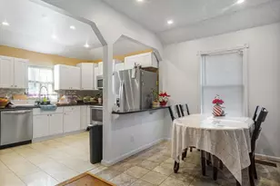 310 70th Pl, Capitol Heights, MD 20743 - Photo 7