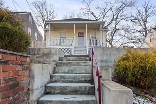 310 70th Pl, Capitol Heights, MD 20743 - Photo 3