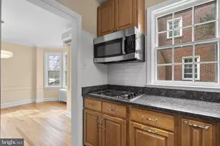 6413 Adelphi Rd, Hyattsville, MD 20782 - Photo 9