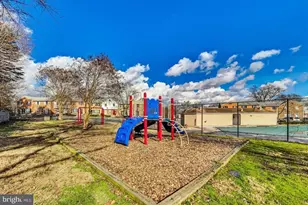 1733 Addison Rd S, District Heights, MD 20747 - Photo 15