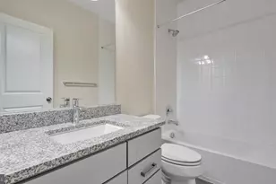 513 Riversail Ln, Oxon Hill, MD 20745 - Photo 23