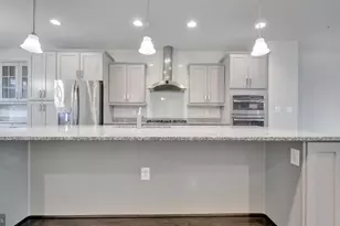 513 Riversail Ln, Oxon Hill, MD 20745 - Photo 7