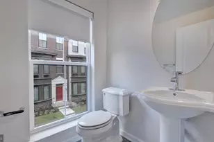 513 Riversail Ln, Oxon Hill, MD 20745 - Photo 19