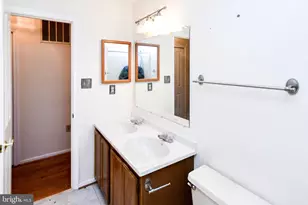 1111 Kings Heather Dr, Bowie, MD 20721 - Photo 27