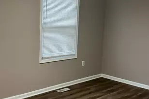 2121 N Anvil Ln, Temple Hills, MD 20748 - Photo 11