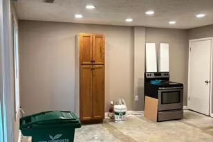 2121 N Anvil Ln, Temple Hills, MD 20748 - Photo 5