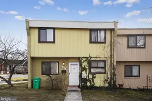 8606 Brae Brooke Dr, Lanham, MD 20706 - Photo 7