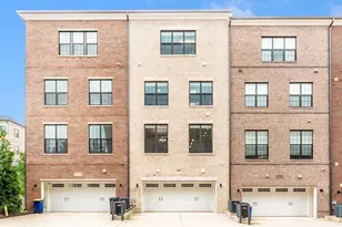 521 Triggerfish Dr, Oxon Hill, MD 20745 - Photo 147