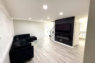 819 Carrington Ave, Capitol Heights, MD 20743 - Photo 3