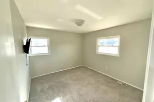 819 Carrington Ave, Capitol Heights, MD 20743 - Photo 13