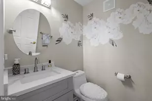 904 Pine Forest Ln, Upper Marlboro, MD 20774 - Photo 15