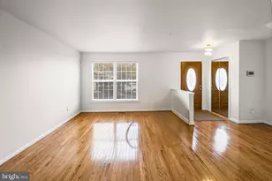 7244 Flag Harbor Dr, District Heights, MD 20747 - Photo 3