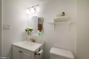 7728 Hanover Pkwy, Greenbelt, MD 20770 - Photo 39