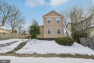 6003 Seat Pleasant Dr, Capitol Heights, MD 20743 - Photo 5
