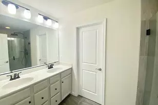 6906 Stansbury Ln, Landover, MD 20785 - Photo 13