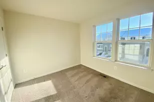 6906 Stansbury Ln, Landover, MD 20785 - Photo 17