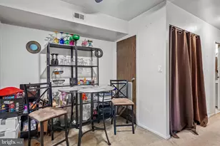 6912 Hanover Pkwy, Greenbelt, MD 20770 - Photo 5