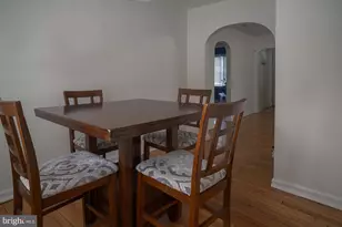 5704 Woodland Dr, Oxon Hill, MD 20745 - Photo 9