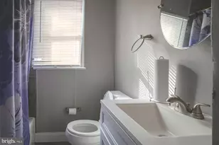 5704 Woodland Dr, Oxon Hill, MD 20745 - Photo 15