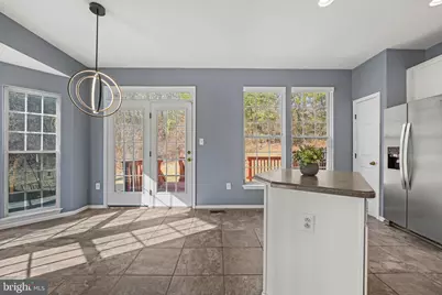 4012 Meadow Trail Lane, Hyattsville, MD 20784 - Photo 7