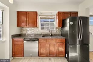 970 Central Hills Ln, Hyattsville, MD 20785 - Photo 5