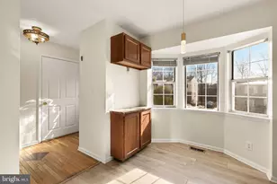 970 Central Hills Ln, Hyattsville, MD 20785 - Photo 7