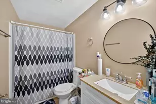 12611 Windbrook Dr, Clinton, MD 20735 - Photo 13