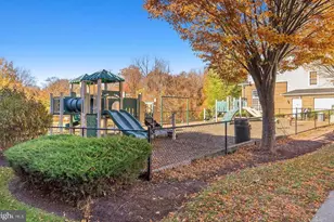 12328 Rollys Ave, Upper Marlboro, MD 20774 - Photo 21