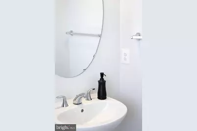 5611 Alpha Ridge Avenue, Hyattsville, MD 20782 - Photo 11