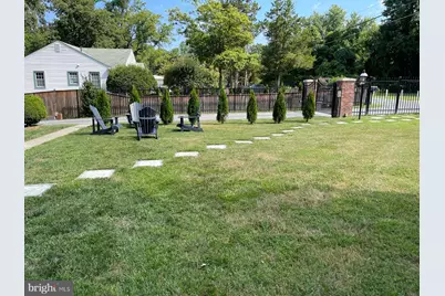 8801 Christina Lane, Clinton, MD 20735 - Photo 3