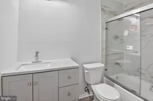 12415 Round Tree Ln, Bowie, MD 20715 - Photo 15