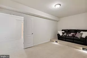 2201 Monticello Ct, Fort Washington, MD 20744 - Photo 31