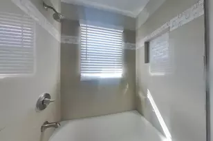 7700 Mane Ln, District Heights, MD 20747 - Photo 11