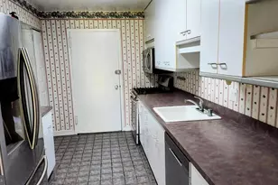 6100 Westchester Park Dr, College Park, MD 20740 - Photo 5