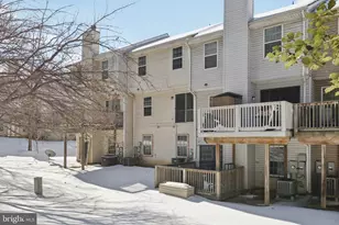 4138 Candy Apple Ln, Suitland, MD 20746 - Photo 33