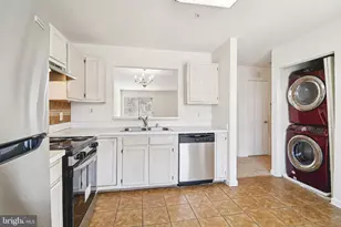 4138 Candy Apple Ln, Suitland, MD 20746 - Photo 13