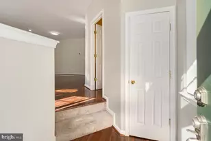 5113 Glenn Dale Woods Ct, Glenn Dale, MD 20769 - Photo 3