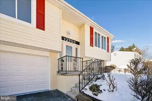 12705 Windbrook Dr, Clinton, MD 20735 - Photo 5