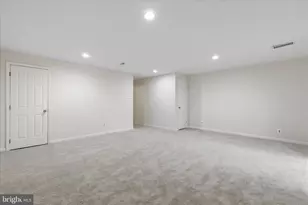 7117 Kurth Ln, Lanham, MD 20706 - Photo 25