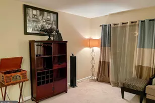 7117 Kurth Ln, Lanham, MD 20706 - Photo 9