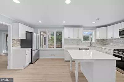 210 Lastner Lane, Greenbelt, MD 20770 - Photo 13