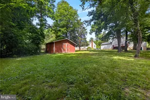 11203 Cedar Ln, Beltsville, MD 20705 - Photo 71