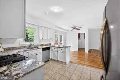 [Address not provided], Beltsville, MD 20705 - Photo 17