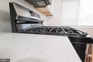 8912 Keewatin Rd, Lanham, MD 20706 - Photo 37